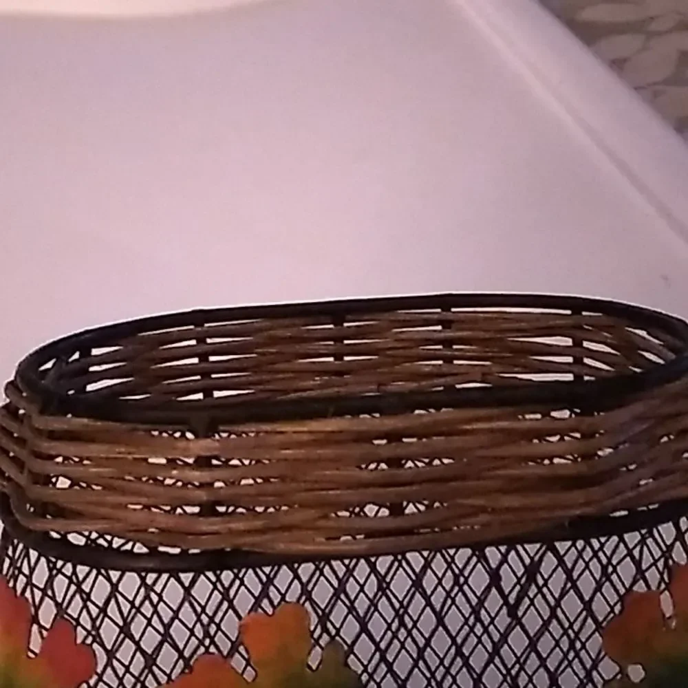 Metal Leaf Basket